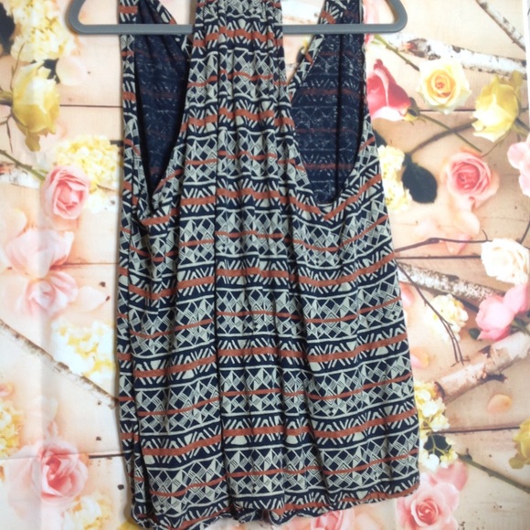 Lucky brand tank top size 2xl - Picture 2 of 4